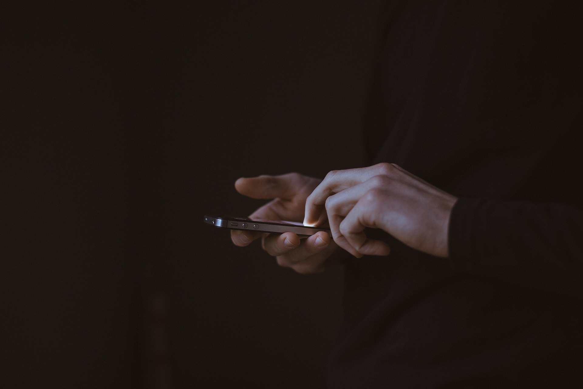 Dostupný a kvalitní model od legendy na poli smartphonů